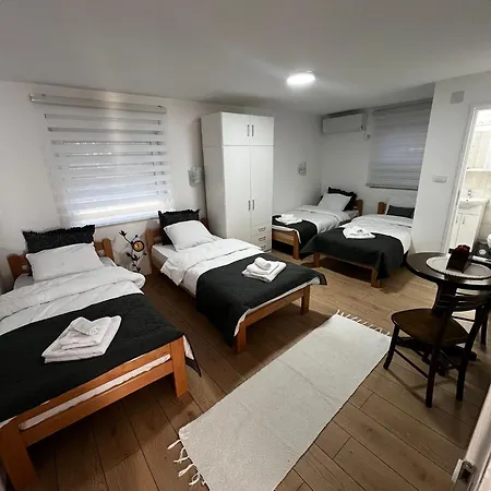 Motel Konaciste Napredak *